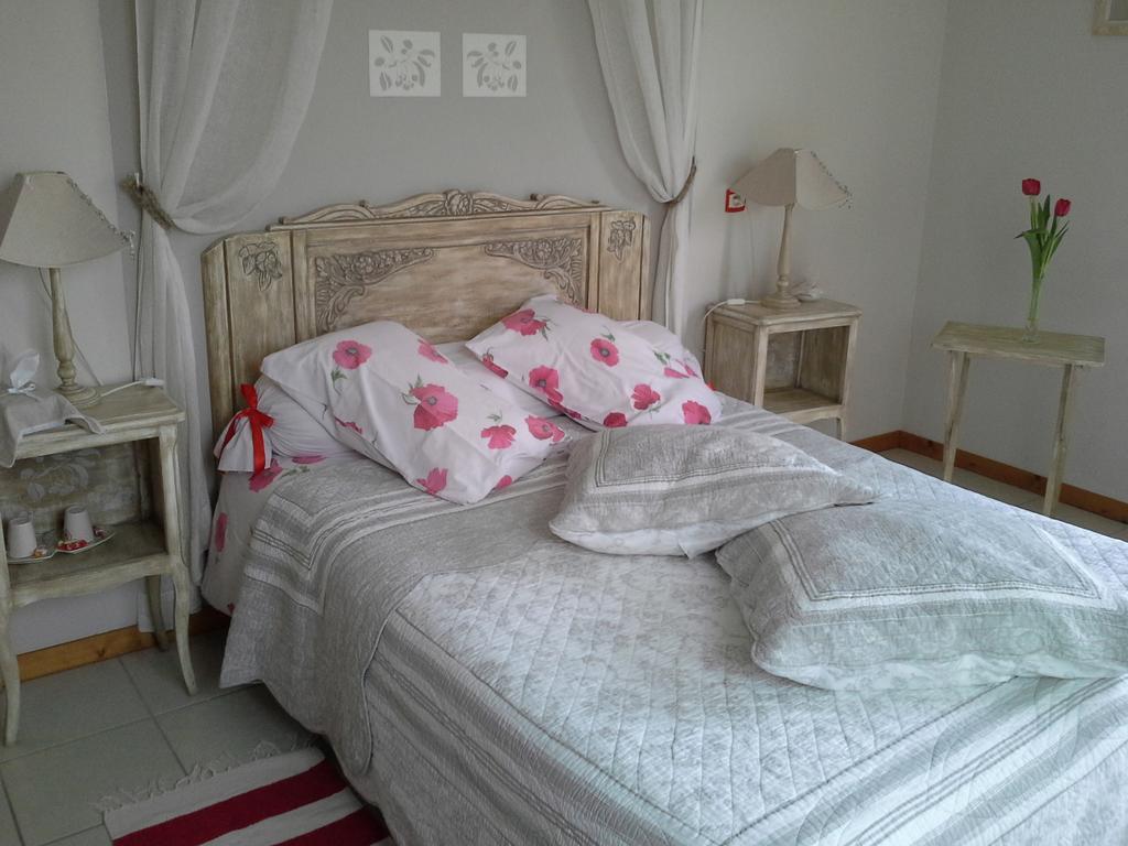 Chambres D'Hotes Au Temps Des Cerises Jumièges Exteriör bild
