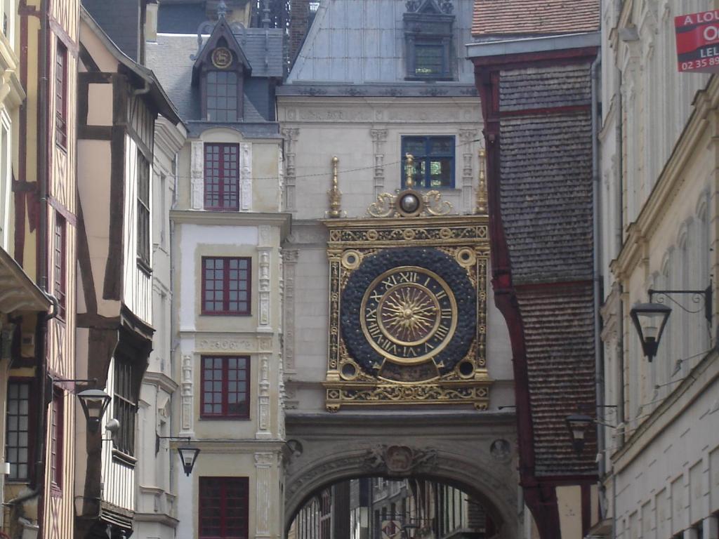 Chambres D'Hotes Au Temps Des Cerises Jumièges Exteriör bild